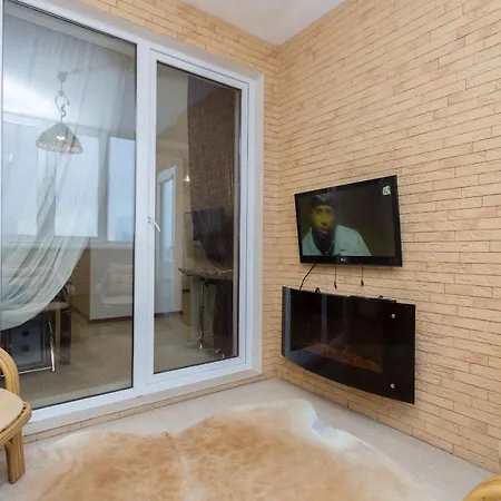 Vip 4-room Jacuzzi Apartament *
